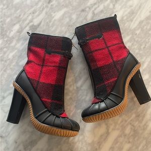 KORS Michael Kors Ankle Boots size 10 - Never worn